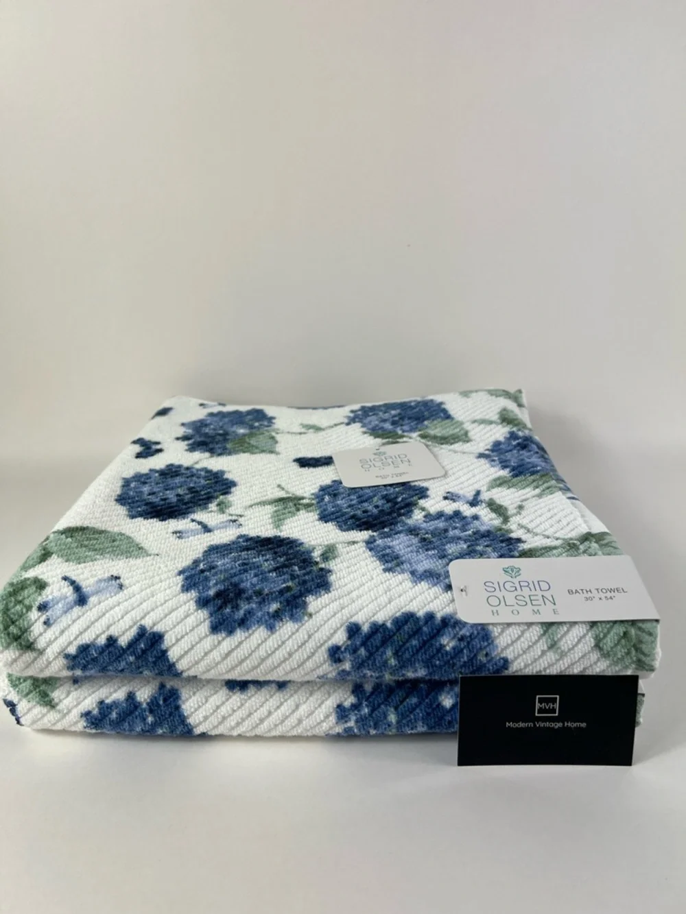 Sigrid Olsen Bath Towel Set Blue Green Hydrangea Floral Soft Cotton Set of 2 NEW